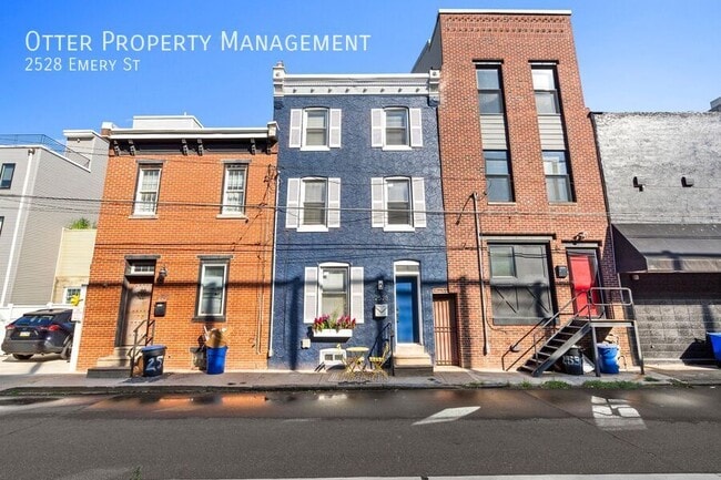 Building Photo - 2528 Emery St