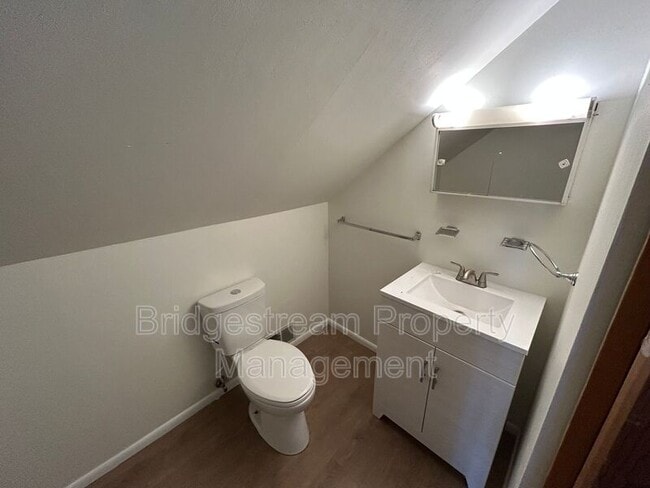 Building Photo - 407 Bramlage Ln