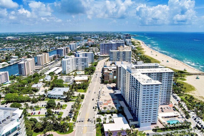 Building Photo - 111 N Pompano Beach Blvd