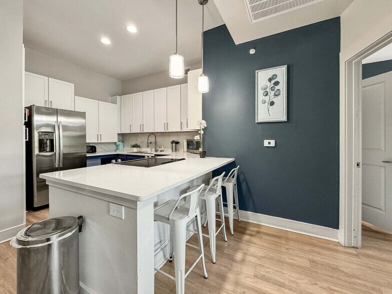 Building Photo - 2901 Indiana St