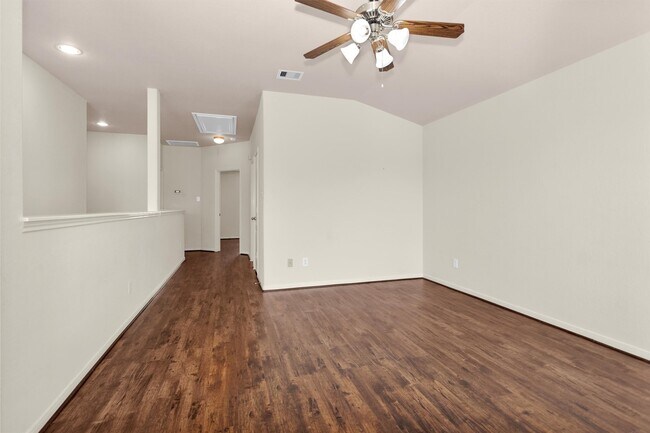 Building Photo - 602 Blue Oasis Ct