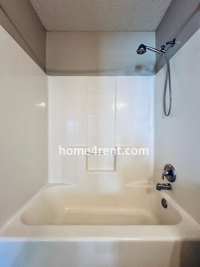 Building Photo - Gorgeous, Updated Home w/ Granite Counters and Wood Floors in Kitchen, Walkout Finished Basement!