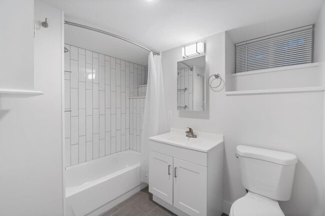 Building Photo - 6107 JFK Blvd E