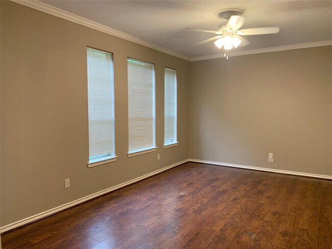 Building Photo - 4623 Chestnut Meadow Dr