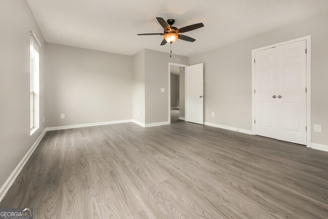 Building Photo - 1576 Norman Crossing