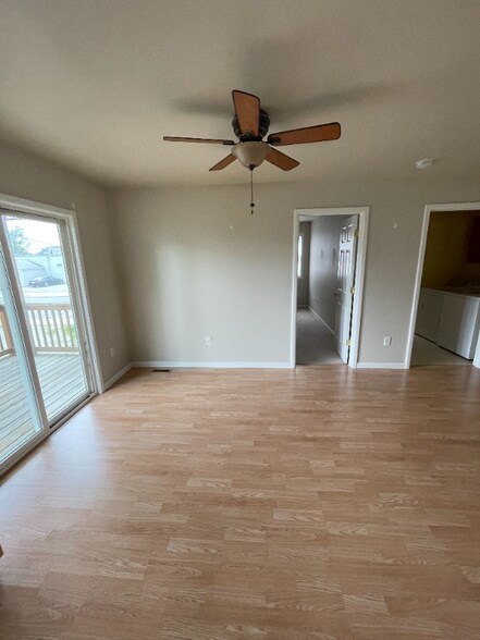 Building Photo - 302 Bartram Ave