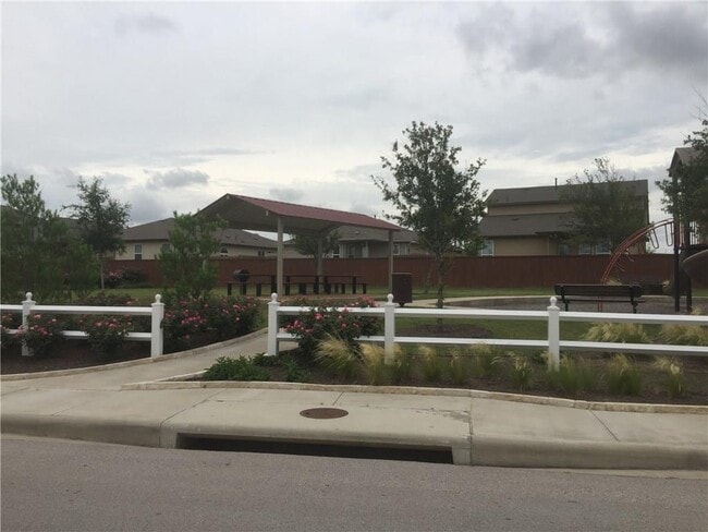 Building Photo - 45 Churchill Farms Dr