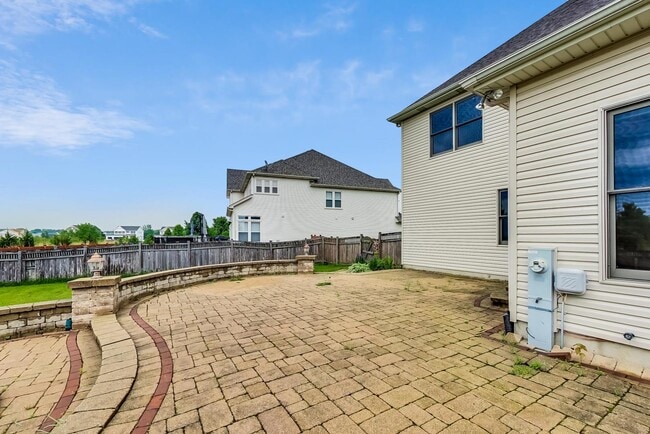 Building Photo - 2951 Old Glory Dr