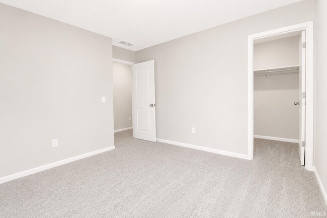Building Photo - 3559 Canal Square Dr