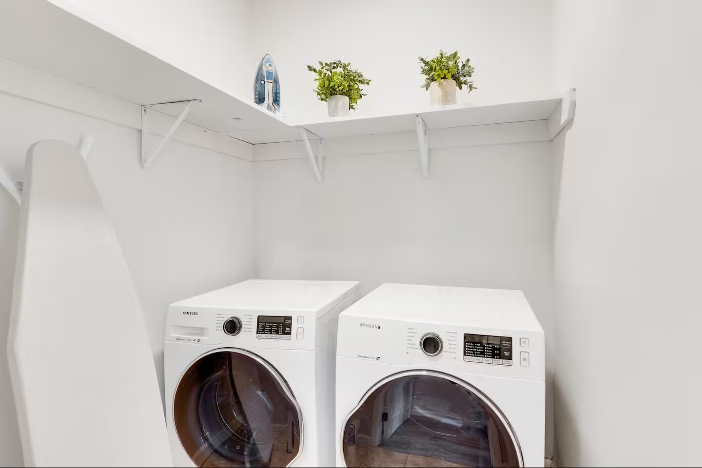 Building Photo - 136 35th St