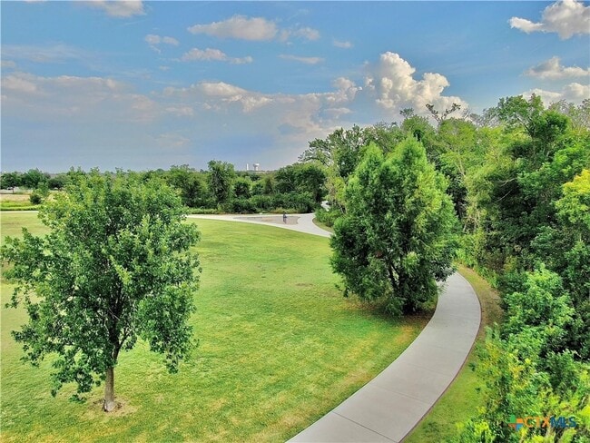 Building Photo - 308 Craters of the Moon Blvd