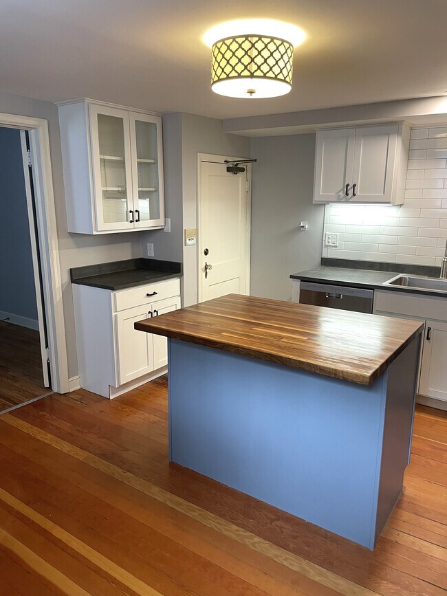 Floorplan - 1899 Selby Avenue