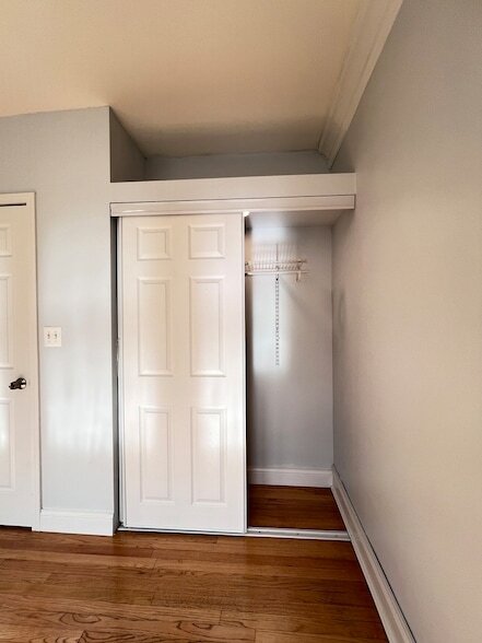 Building Photo - 6424 S Talman Ave