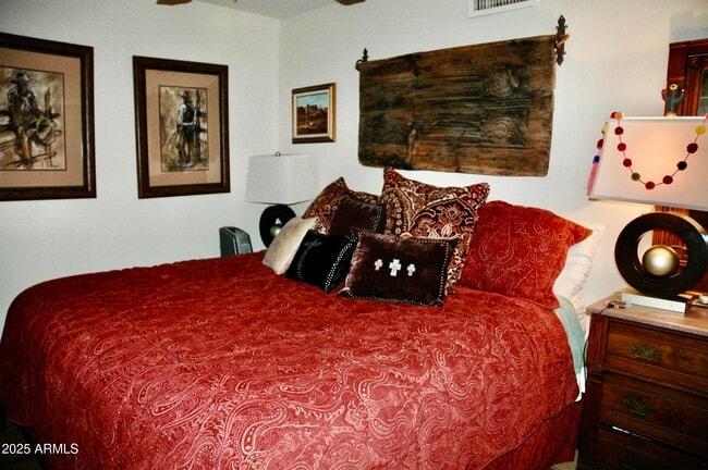 Building Photo - 6108 E Morning Vista Ln