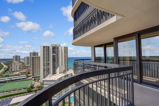 Building Photo - 5380 N Ocean Dr