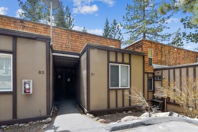 Building Photo - Tahoe City, Dollar Hill Ski Lease with Loft