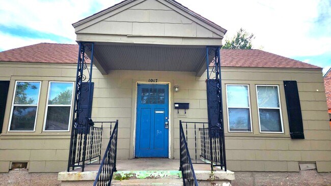 Building Photo - 2 Bed 1 Bath Tabor Sub Addn NW OKC by Fairgrounds