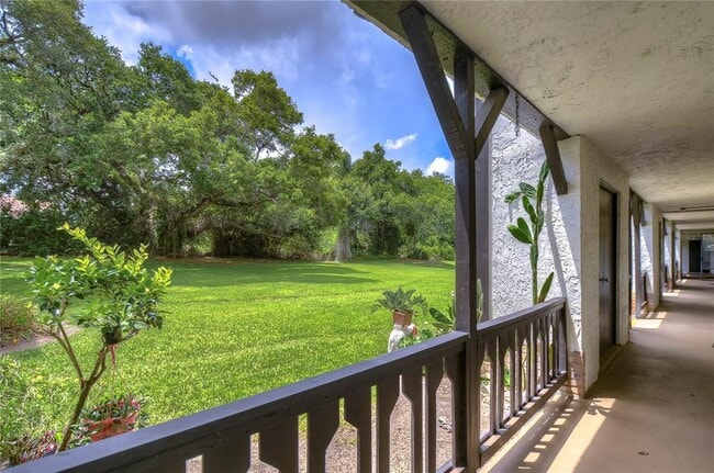 Building Photo - 230 N Bayshore Blvd