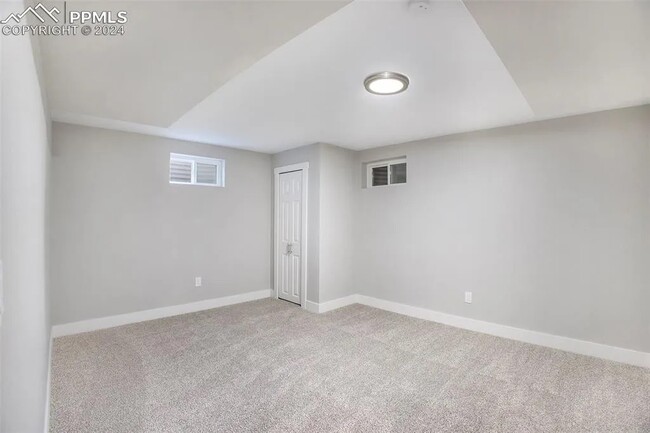 5th Basement Bedroom - 1704 Newcastle St