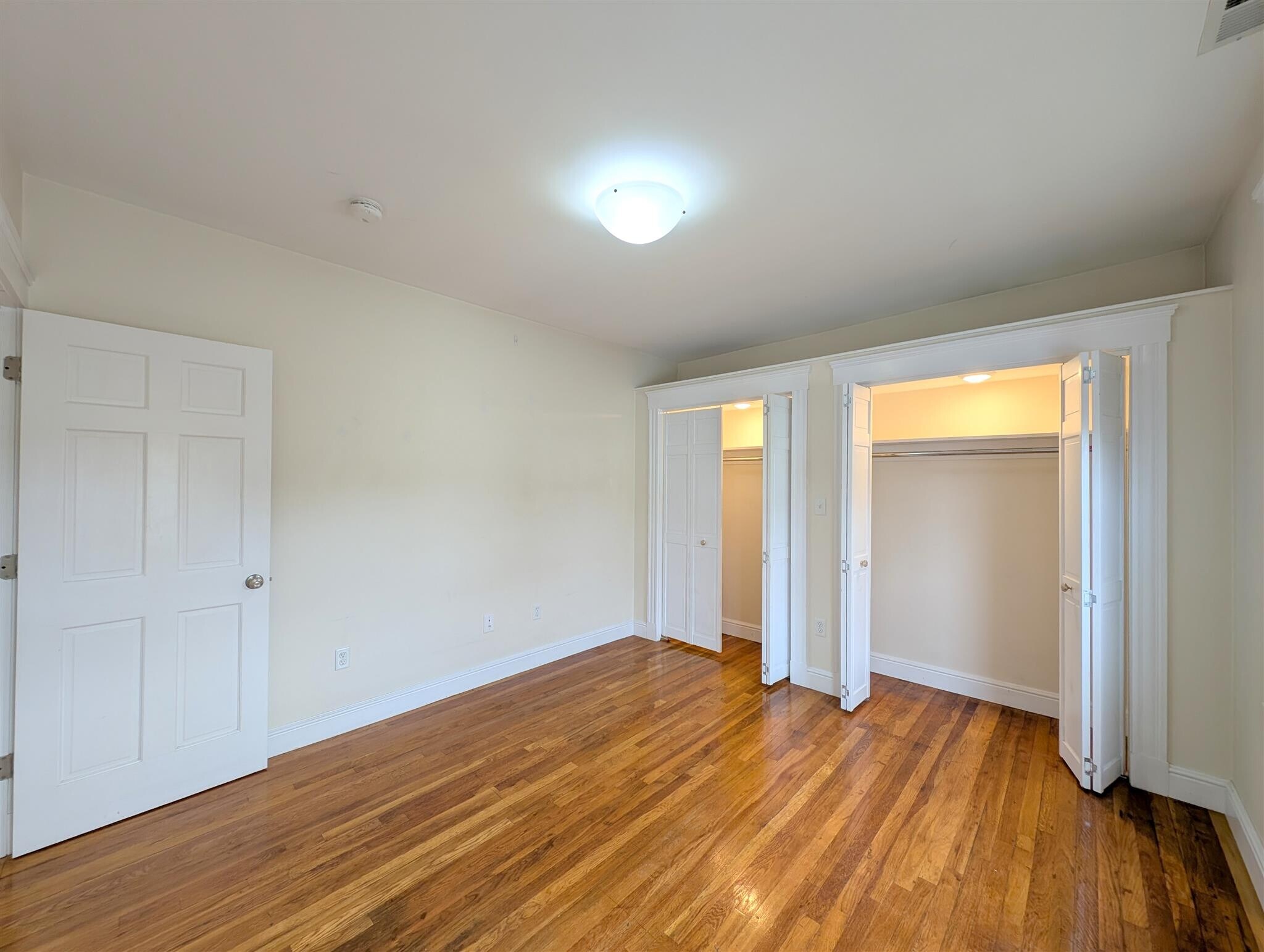 Building Photo - 9 Bonner Ave