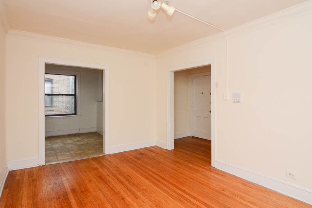 Building Photo - 2332 N Spaulding Ave