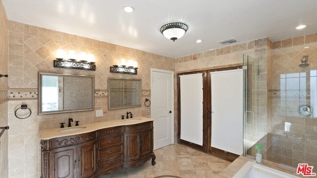 Building Photo - 3446 Alginet Dr