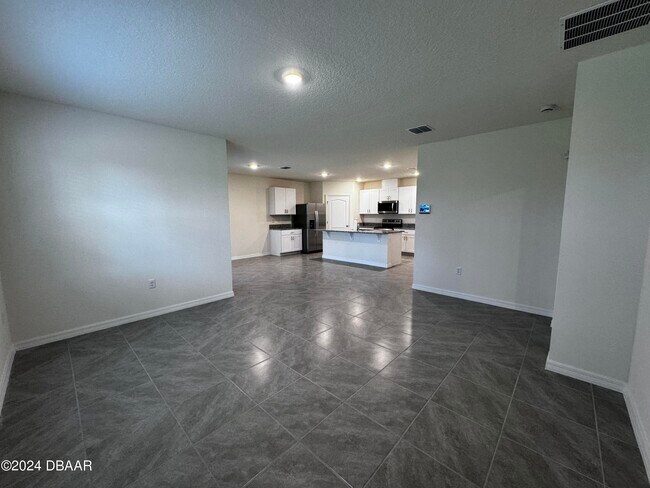 Building Photo - 2790 Fermoy Dr