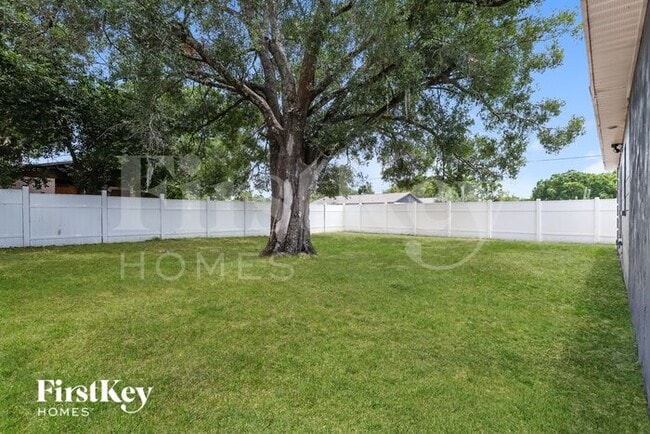 Building Photo - 3601 N Whittier St