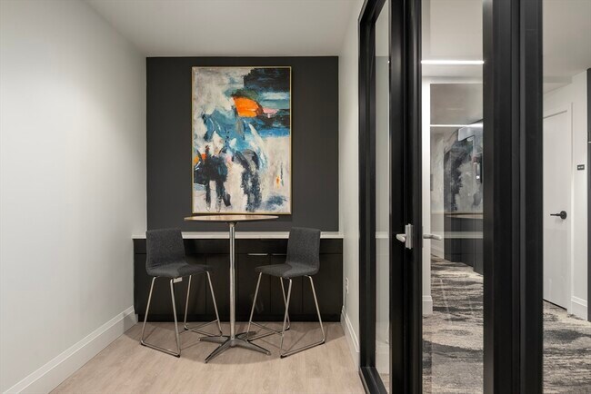 Building Photo - 93 Bennington St