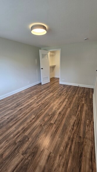 Building Photo - 1104 Mercury Dr