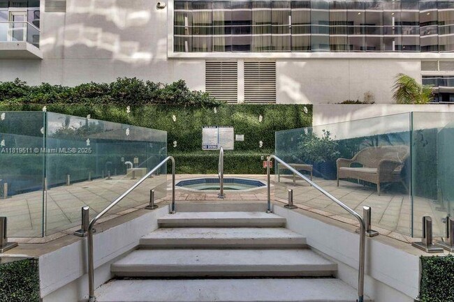 Building Photo - 9455 Collins Ave