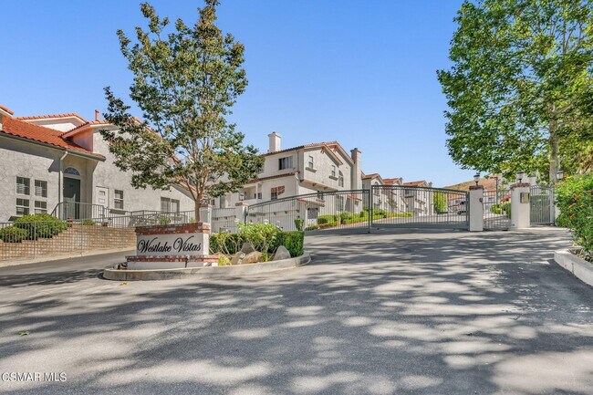 Building Photo - 315 Westlake Vista Ln