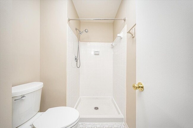 Building Photo - 151 Lazy Hollow Dr