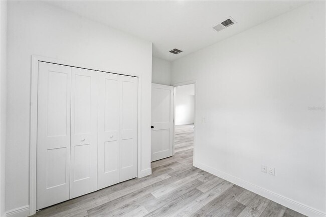 Building Photo - 785 Marion Oaks Trail
