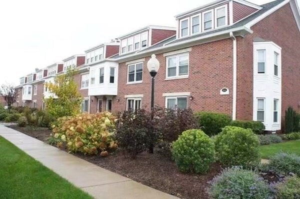 Building Photo - 162 Quincy Shore Dr