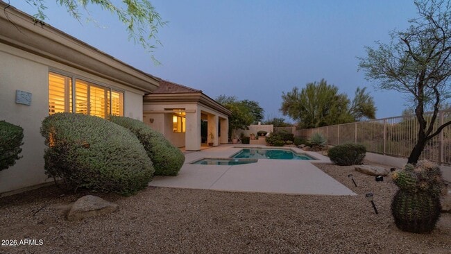 Building Photo - 6461 E Crested Saguaro Ln