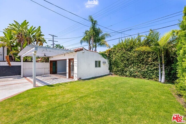 Building Photo - 133 N Alta Vista Blvd