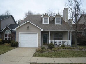 Building Photo - 2 bed + Bonus Room - Great School District...