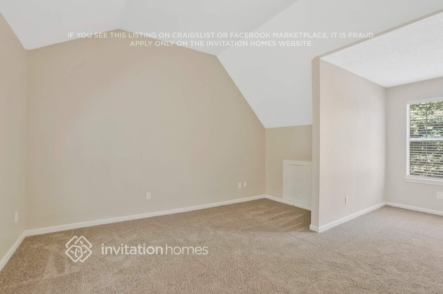 Building Photo - 3081 Stonebridge Creek Dr