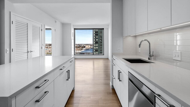 Building Photo - 35 Lomasney Wy