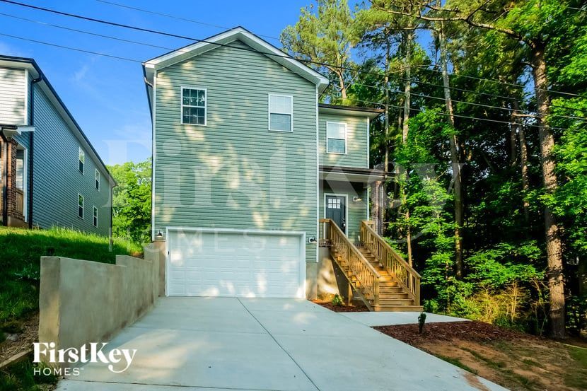 Building Photo - 1242 Pless St NW