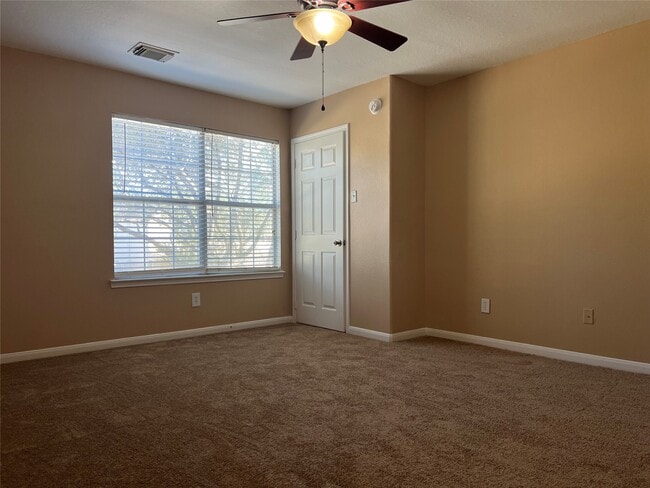 Building Photo - 3223 Amber Meadow Dr