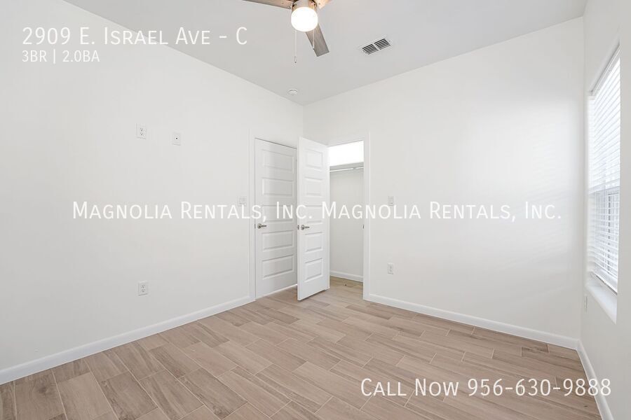 Building Photo - 2909 E Israel Ave