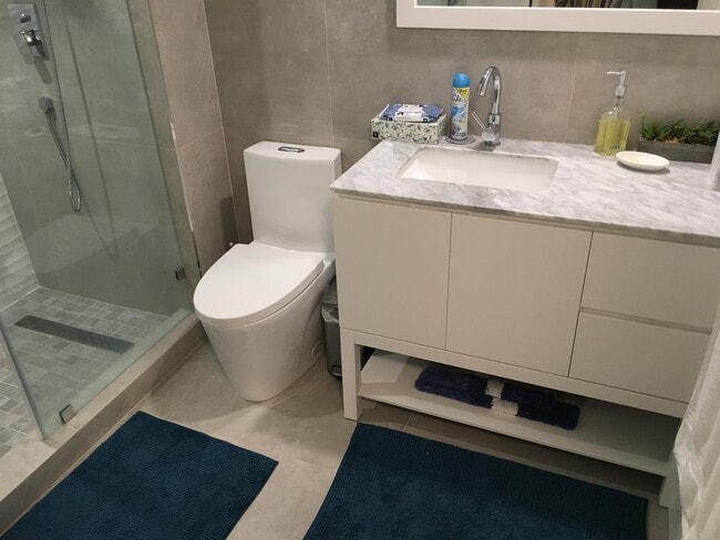 Building Photo - 335 S Biscayne Blvd