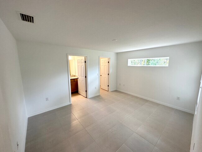 Building Photo - 40 Wellham Ln