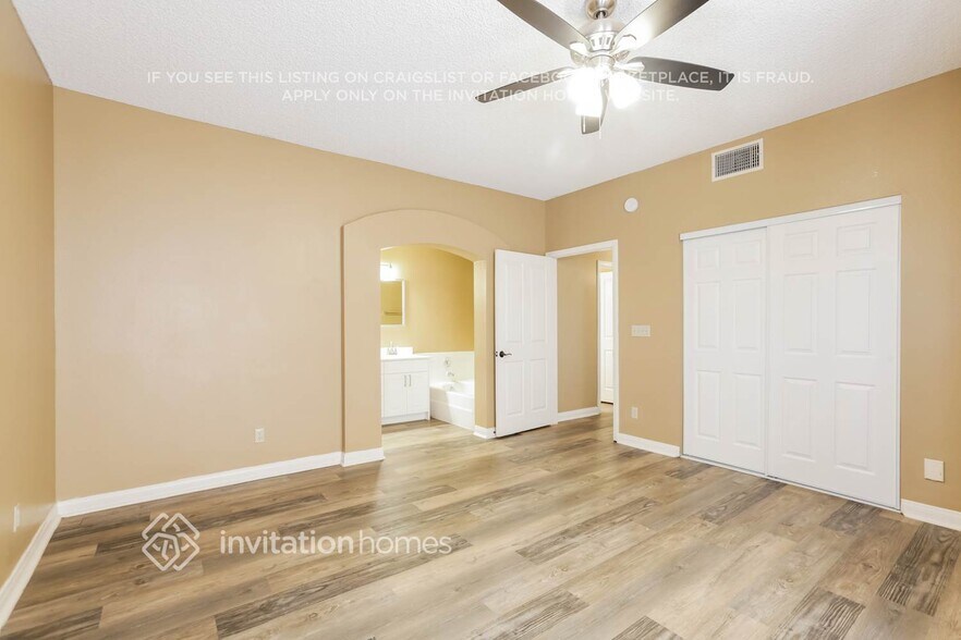 Building Photo - 2916 Sterling Silver St