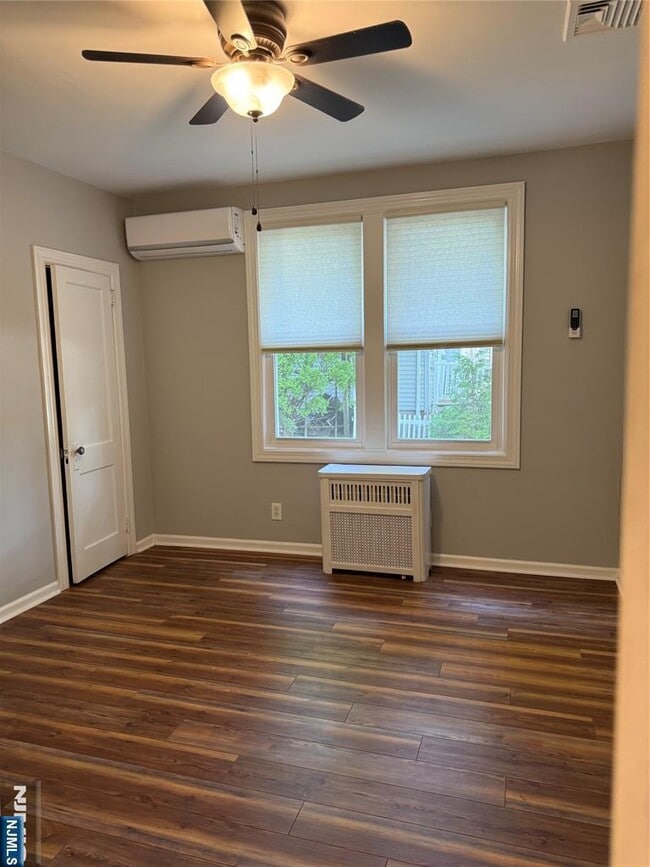 Building Photo - 80 3rd
