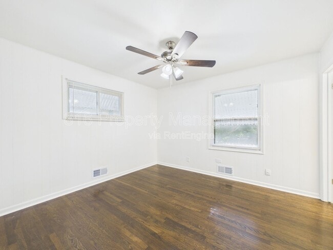 Building Photo - 4206 Vineyard Rd