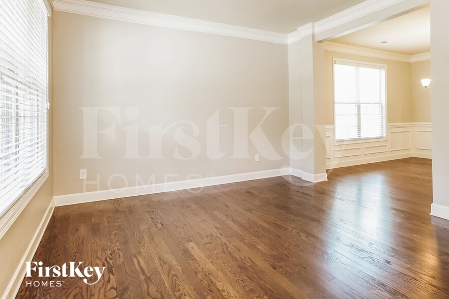 Building Photo - 307 Summerwalk Rd