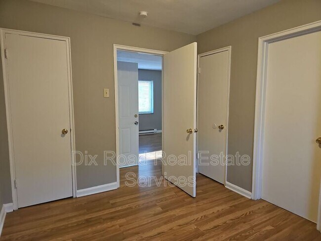 Building Photo - 3121 Gobel Ave